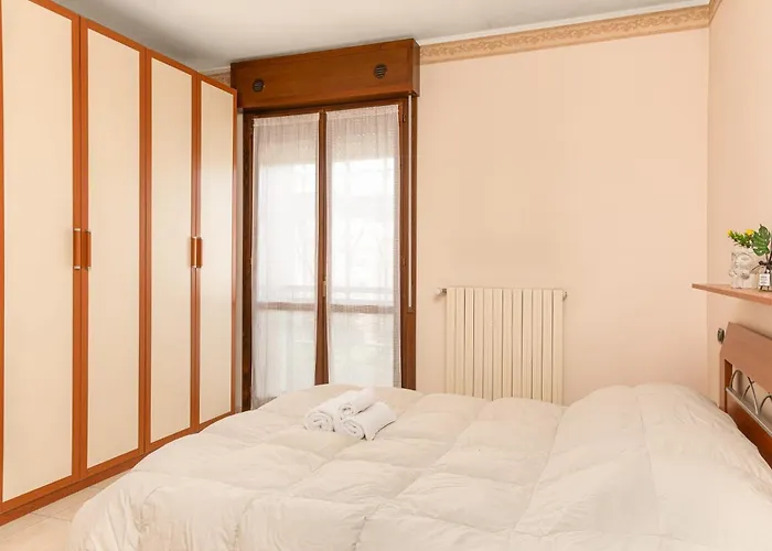Ganden\'S Flat